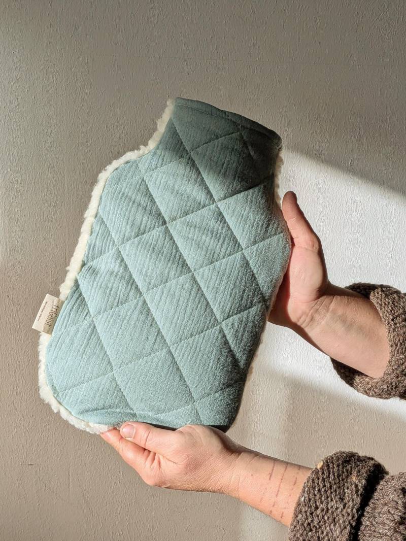 Wärmflasche Aus Schurwolle Und Baumwollmusseline Wärmflasche Aus Schurwolle Und Baumwollmusseline von Etsy - KlugeShop
