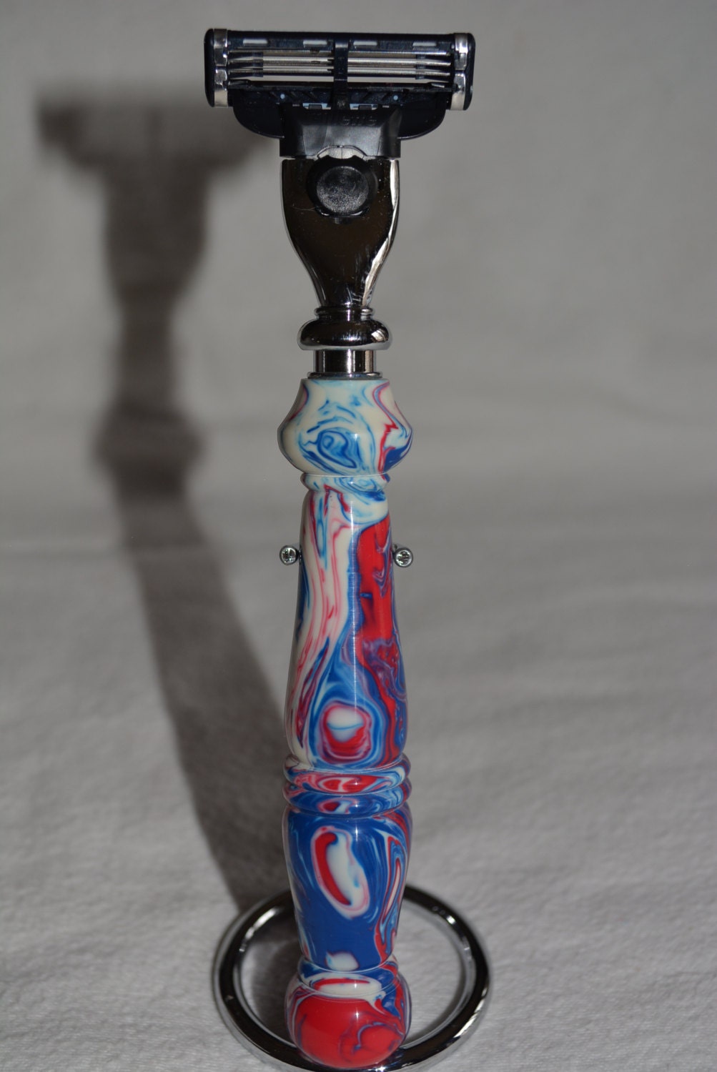 Handgemachte Rock & Roll Entwerfer Razor "Geboren in Den Usa" von Etsy - Knotsinyourhead