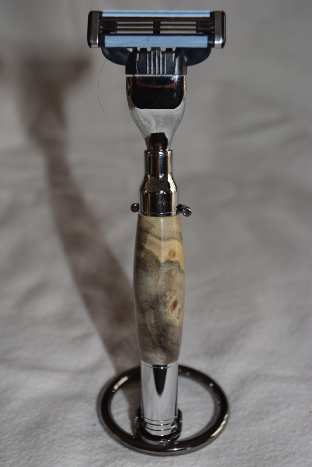 Schöne Handgemachte Buckeye Burl 30 Kaliber Mach3/Venus Razor von Etsy - Knotsinyourhead