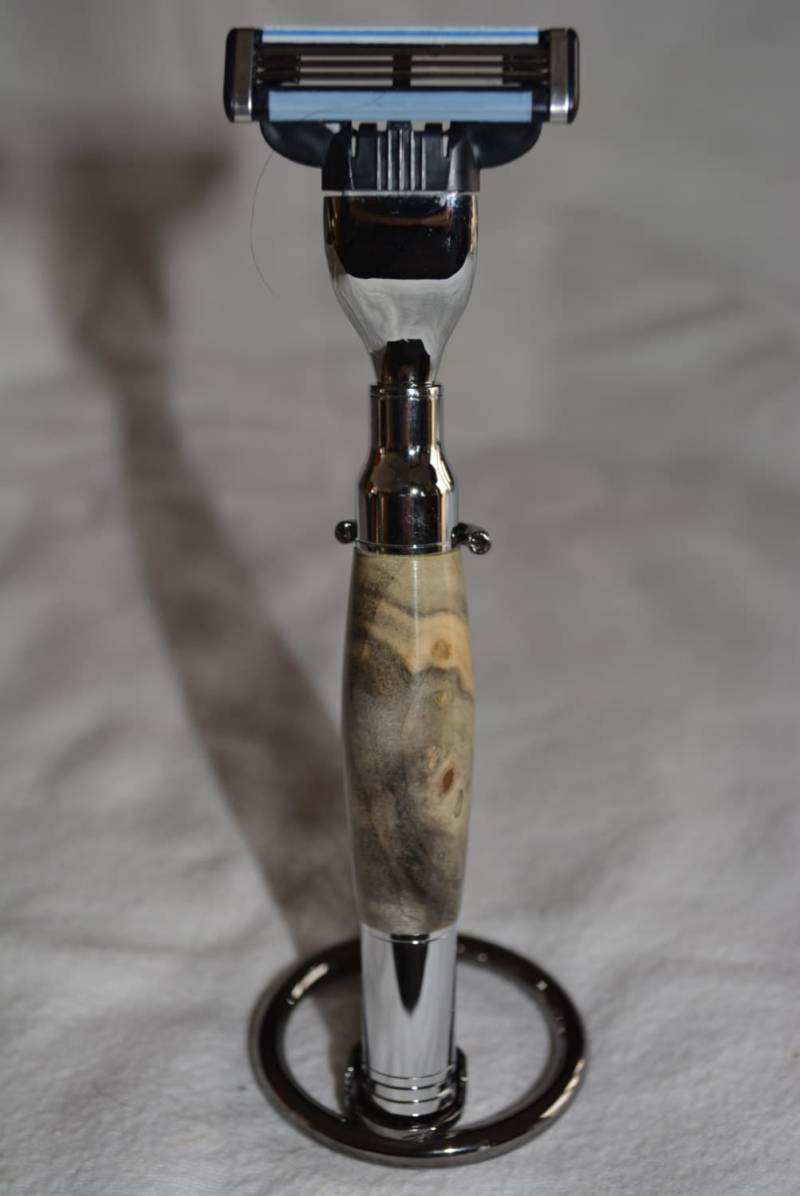Schöne Handgemachte Buckeye Burl 30 Kaliber Mach3/Venus Razor von Etsy - Knotsinyourhead