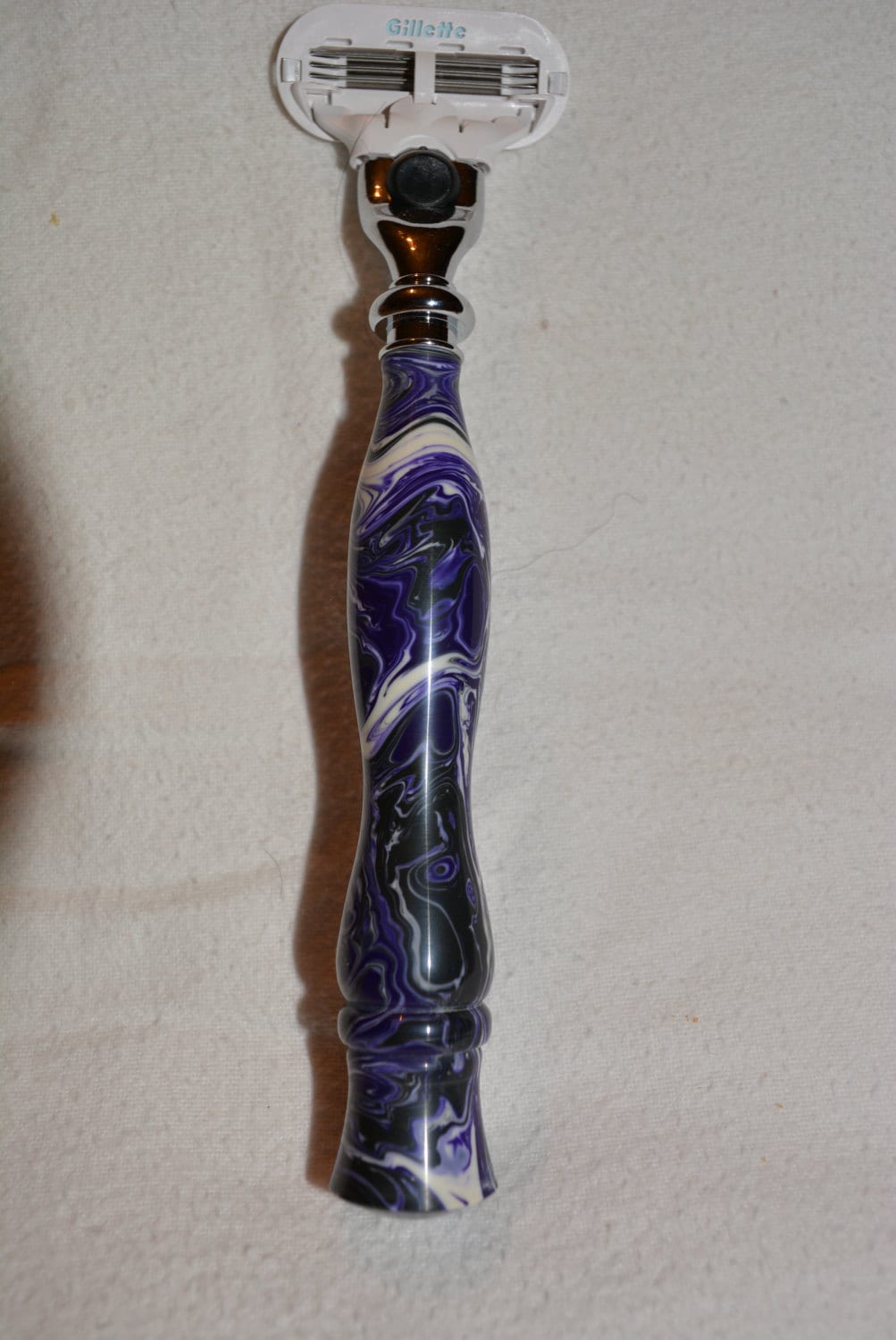 Wunderschöner Handgemachter "The Blueberry Patch" Langer Griff Rasiermesser Mach3/Venus von Etsy - Knotsinyourhead