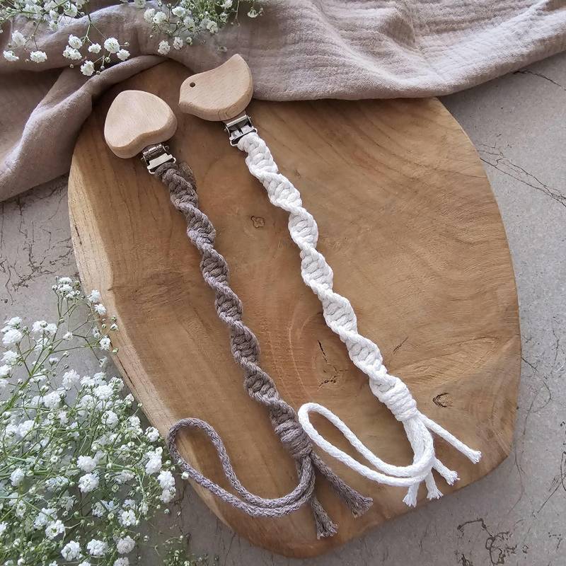 Makrama Łańcuszek Do Smoczka Twist || Boho Pomysł Na Prezent Narodziny Baby Shower Przyjęcie Dla Dzieci von Etsy - KnottaholicCrafts