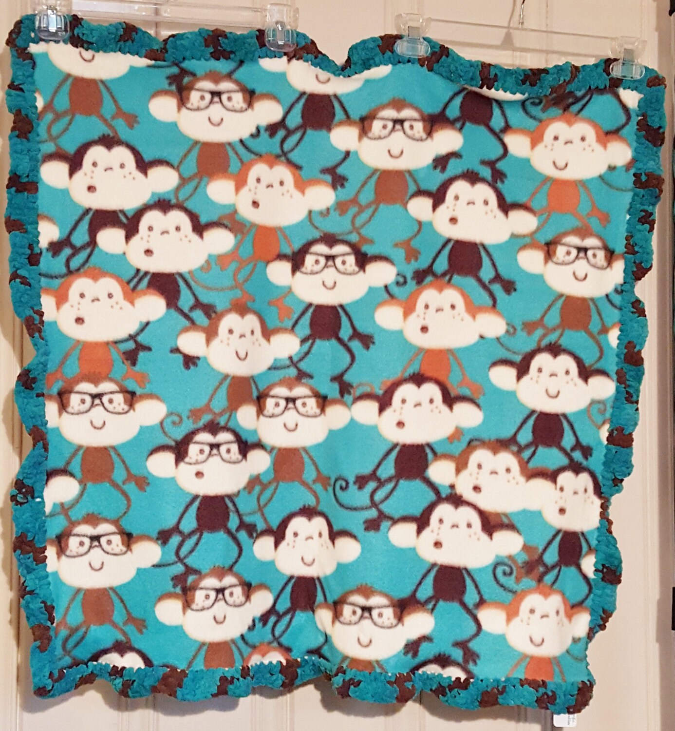 Kuschelige Decke Für Baby Oder Kleinkind - Glückliche Affen von Etsy - KnuttyKnits