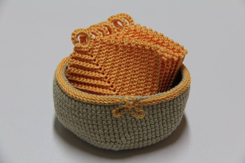5stk.kosmetikpads Im Körbchen Aus Waschbarem Baumwollgarn Gehäkelt( Natur/Orange von Etsy - Krabbelpuschenfee