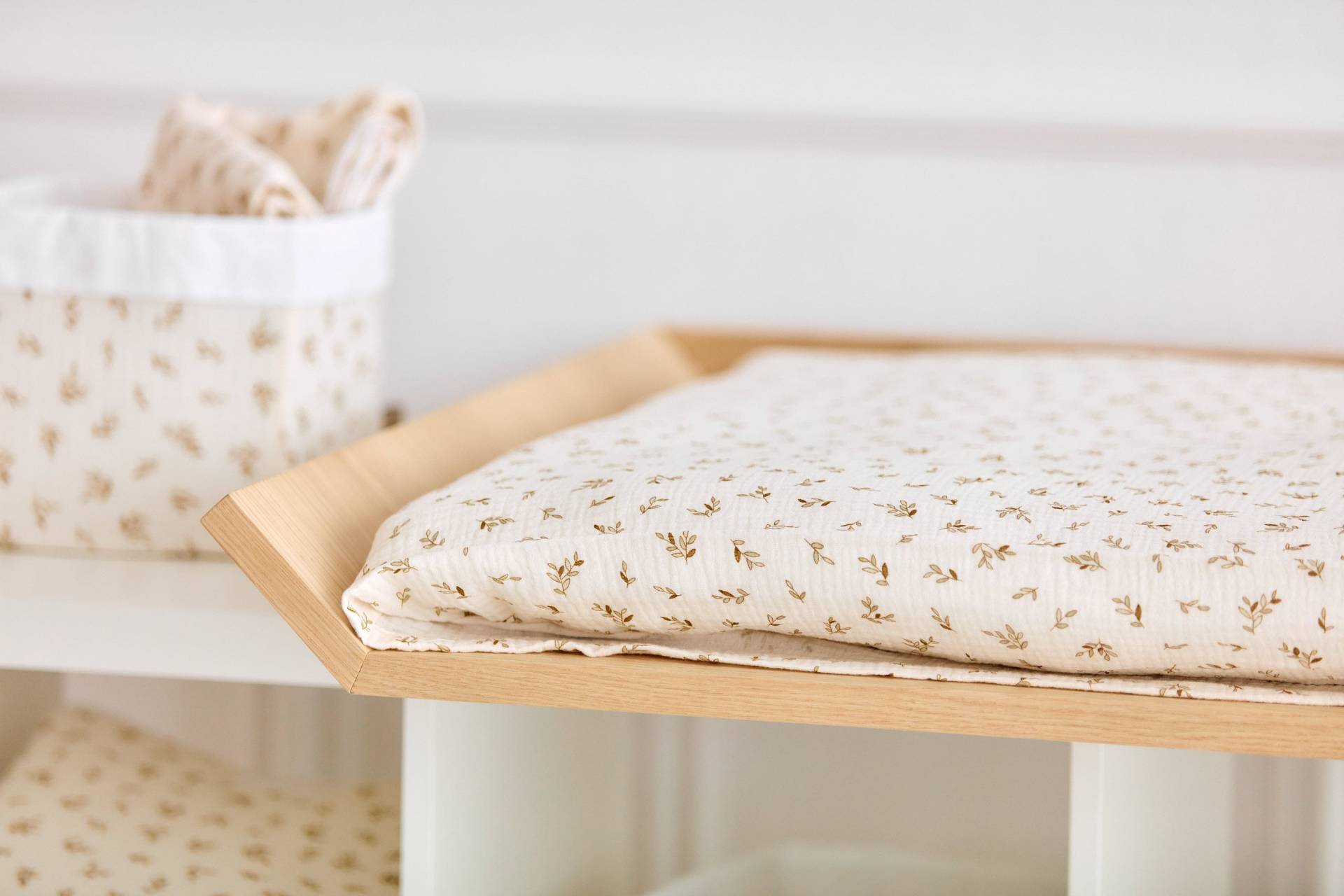 Bezug Für Wickeltischauflage Musselin Zweige Braun Bezug Für Wickeltischauflage Musselin Zweige Braun von Etsy - KraftKidsShop