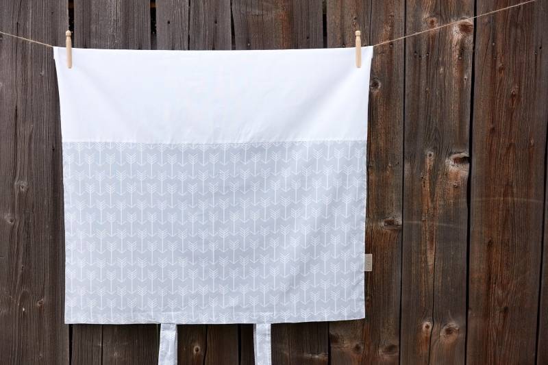 Kraftkids Bezug Für Wickeltischauflage Arrow Weiße Pfeile Auf Grau von Etsy - KraftKidsShop