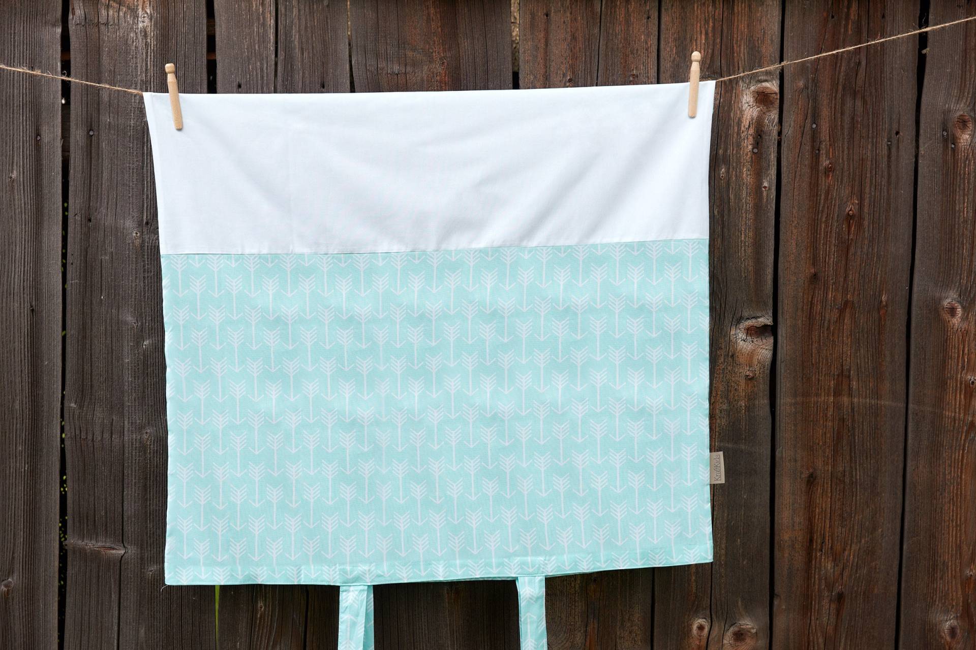 Kraftkids Bezug Für Wickeltischauflage Arrow Weiße Pfeile Auf Mint von Etsy - KraftKidsShop