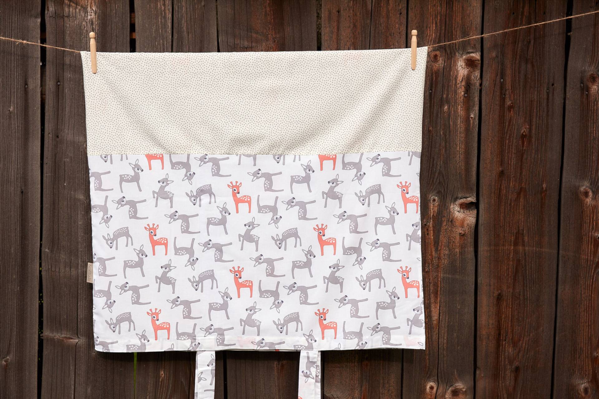 Kraftkids Bezug Für Wickeltischauflage Kleine Rehkitze Grau Orange Auf Weiß Kraftkids Bezug Für Wickeltischauflage Kleine Rehkitze Grau Orange Auf Weiß von Etsy - KraftKidsShop