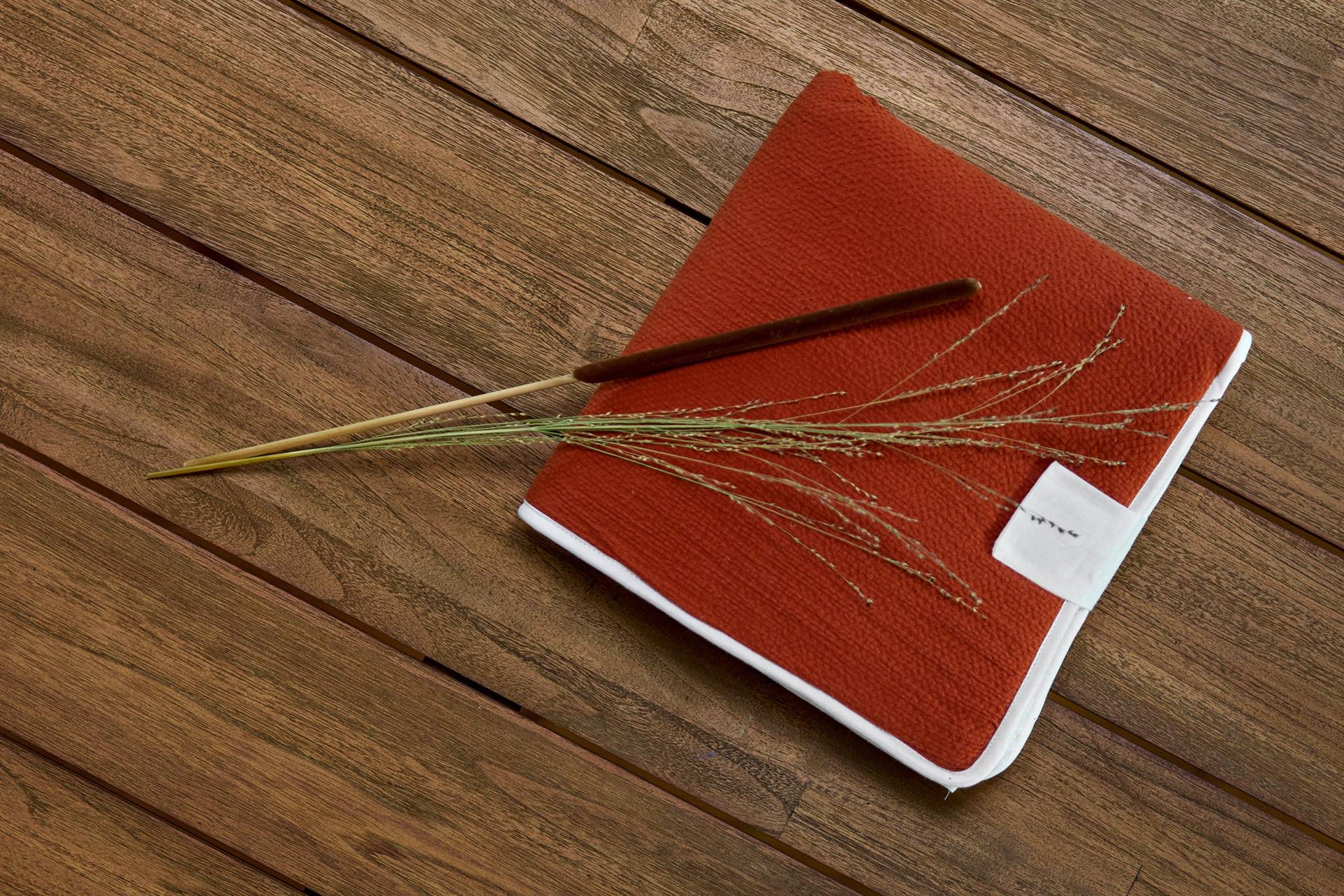 Kraftkids Reisewickelunterlage Doppelkrepp Rot Herbstrot von Etsy - KraftKidsShop