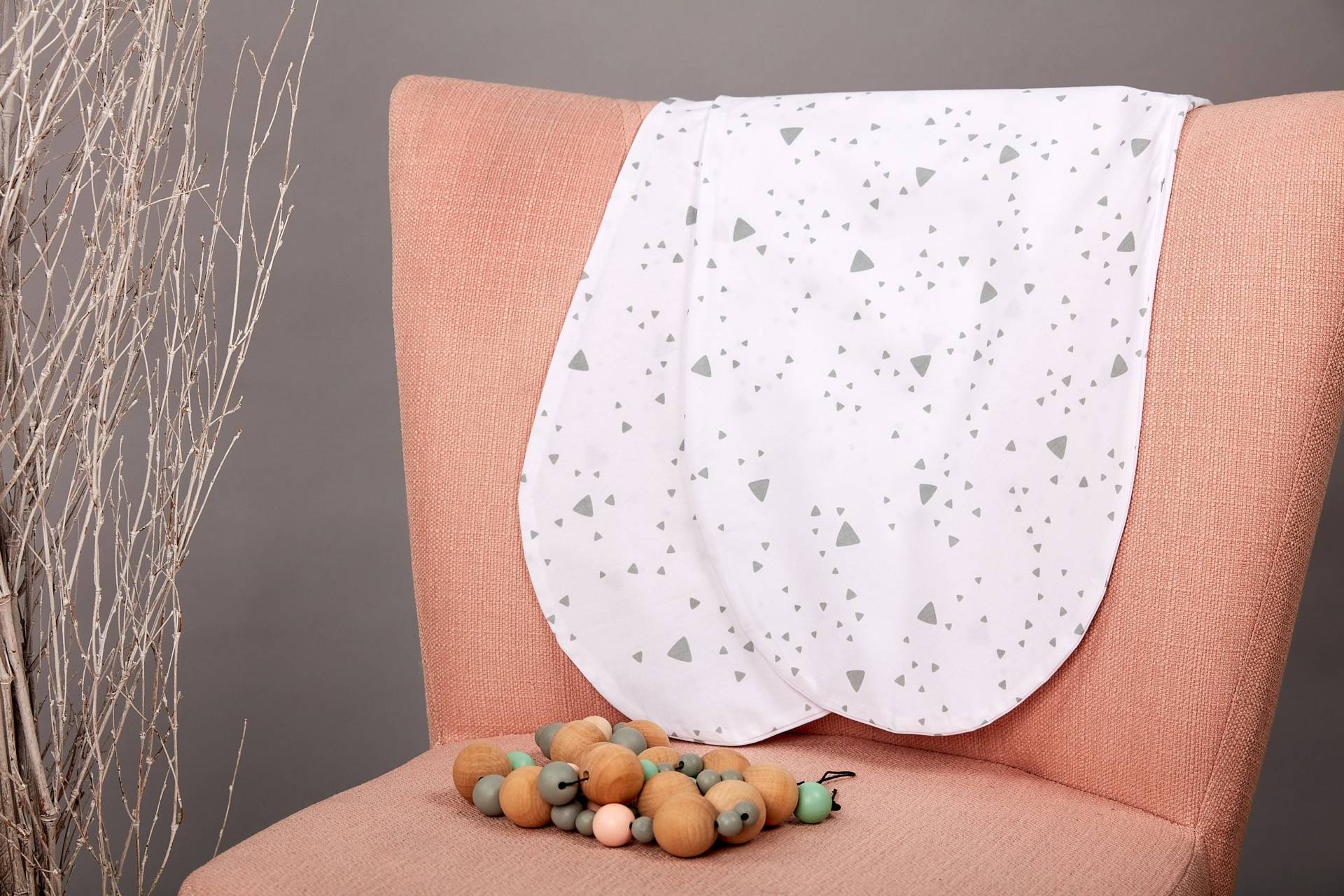 Kraftkids Stillkissenbezug Abgerundete Dreiecke Grau von Etsy - KraftKidsShop