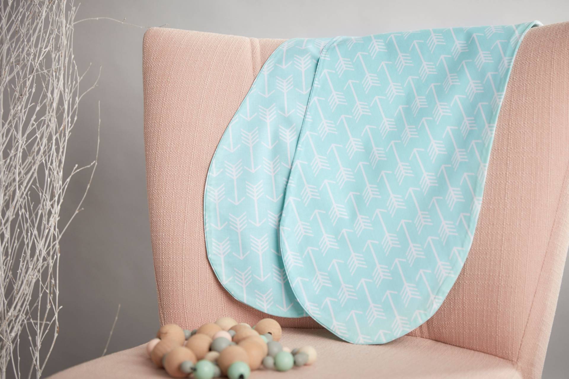 Kraftkids Stillkissenbezug Arrow Weiße Pfeile Auf Mint von Etsy - KraftKidsShop
