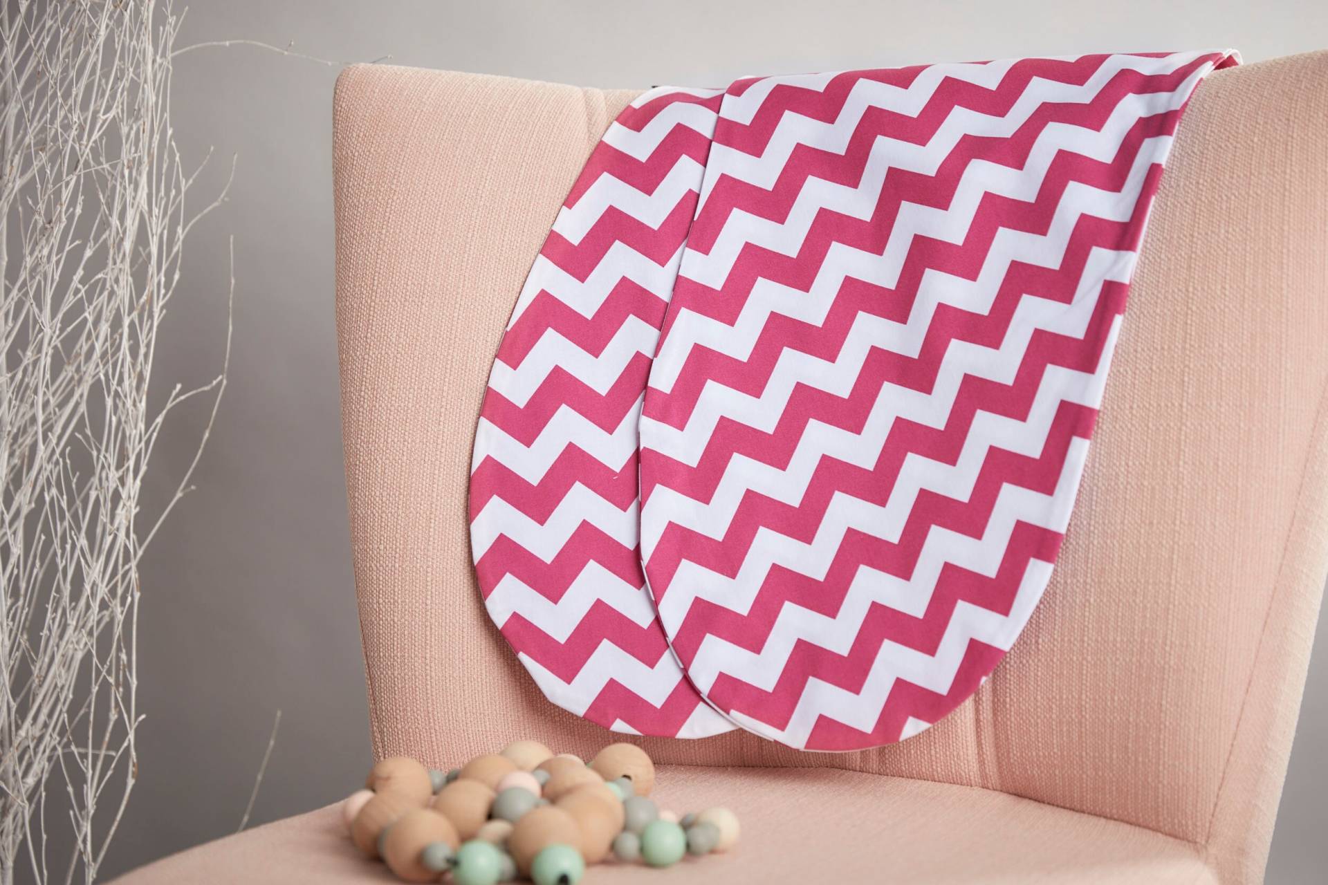 Kraftkids Stillkissenbezug Chevron Magenta Kraftkids Stillkissenbezug Chevron Magenta von Etsy - KraftKidsShop