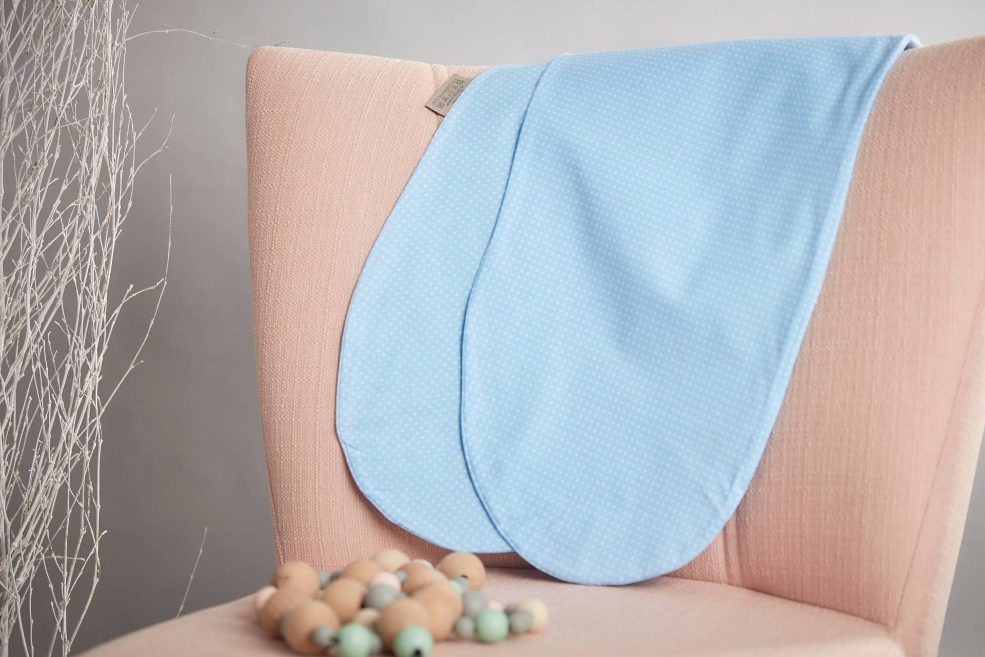Kraftkids Stillkissenbezug Weiße Punkte Auf Hellblau von Etsy - KraftKidsShop