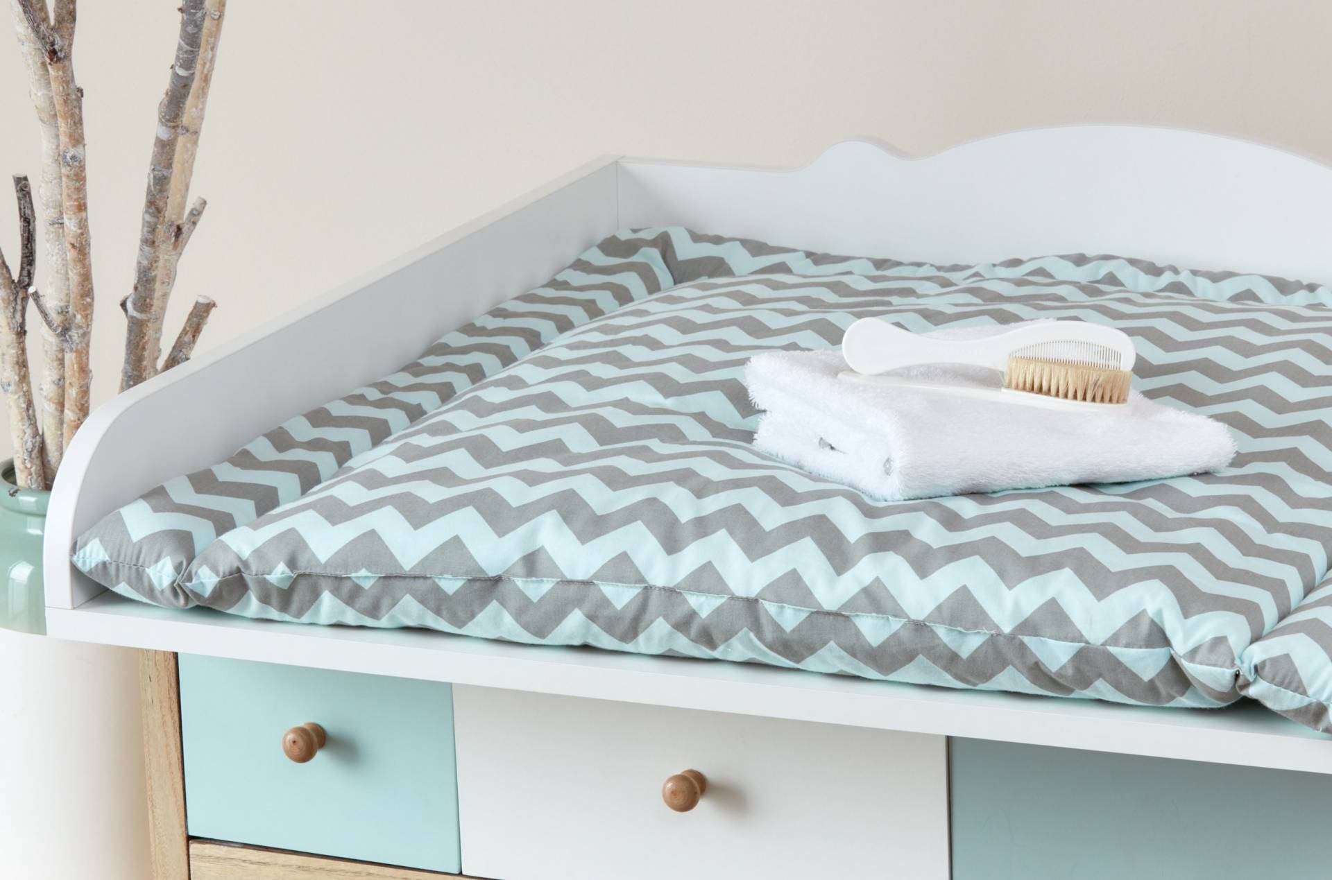 Kraftkids Wickelauflage Chevron Hellgrau Und Mint 75x70 cm | Bxt, 60x70 78x78 85x75 | Bxt Kraftkids Wickelauflage Chevron Hellgrau Und Mint 75x70 cm | Bxt, 60x70 78x78 85x75 | Bxt von Etsy - KraftKidsShop