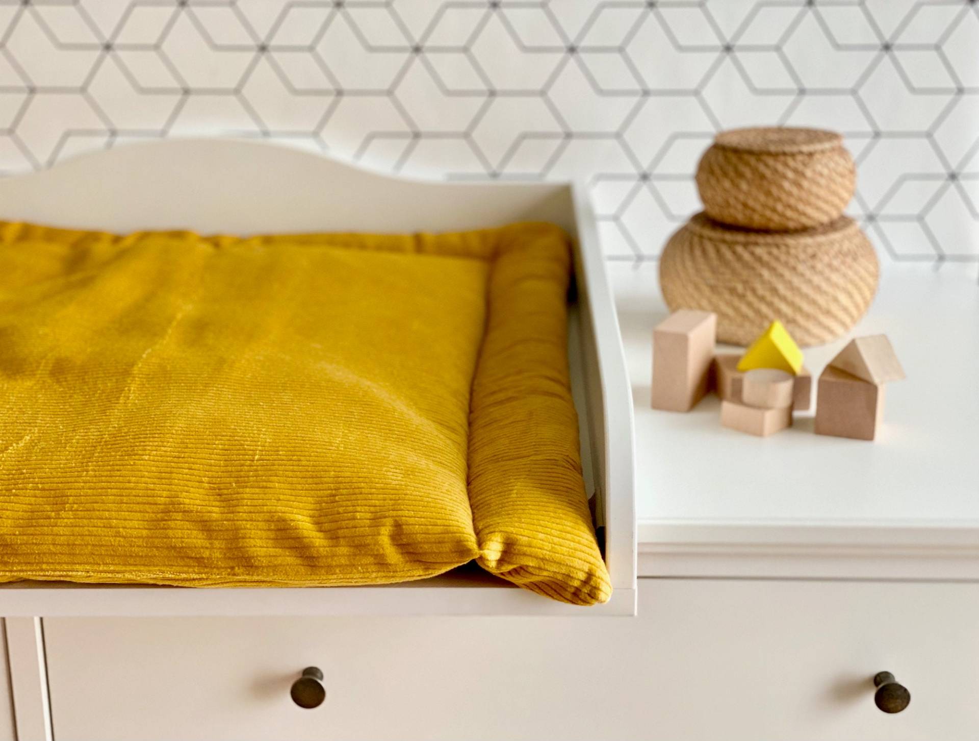 Kraftkids Wickelauflage Cord Breitcord Gelb Mustard 75x70 cm | Bxt, 60x70 78x78 85x75 | Bxt Kraftkids Wickelauflage Cord Breitcord Gelb Mustard 75x70 cm | Bxt, 60x70 78x78 85x75 | Bxt von Etsy - KraftKidsShop