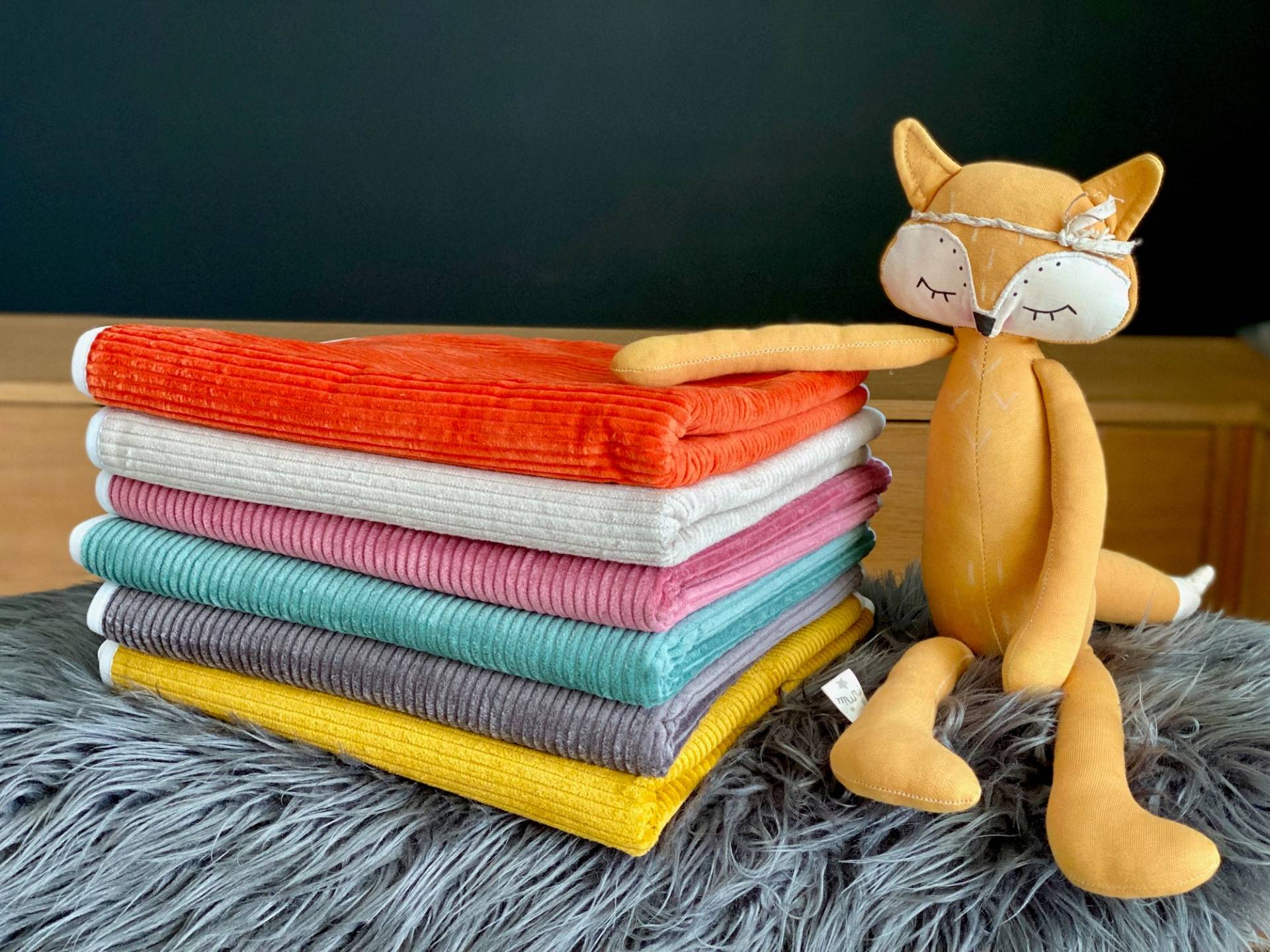 Kraftkids Wickelunterlage Cord Breitcord Orange Reinorange von Etsy - KraftKidsShop