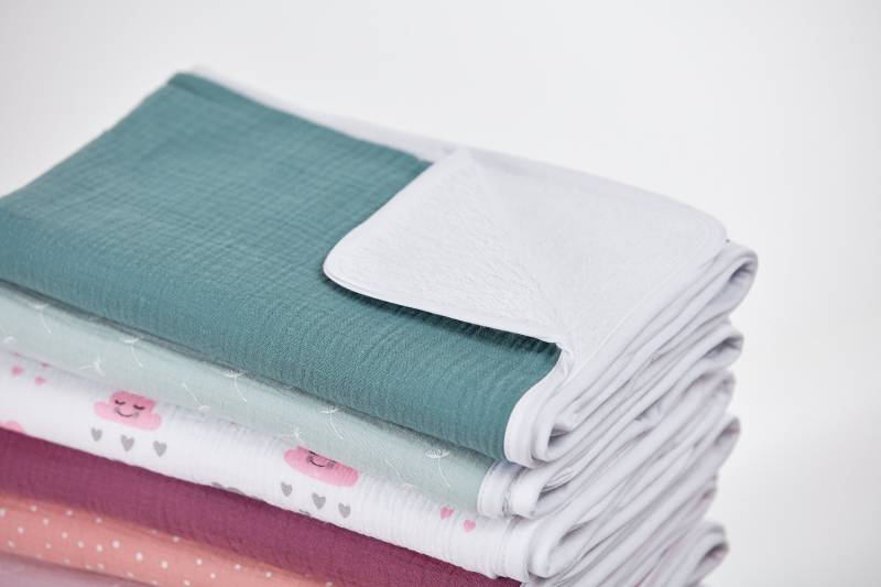 Kraftkids Wickelunterlage Musselin Nilblau von Etsy - KraftKidsShop