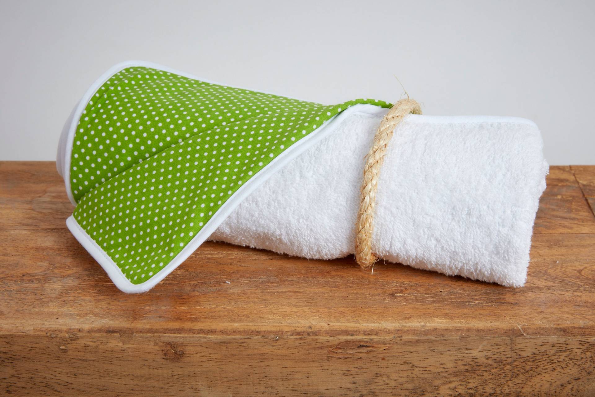 Kraftkids Wickelunterlage Weiße Punkte Auf Grün Kraftkids Wickelunterlage Weiße Punkte Auf Grün von Etsy - KraftKidsShop
