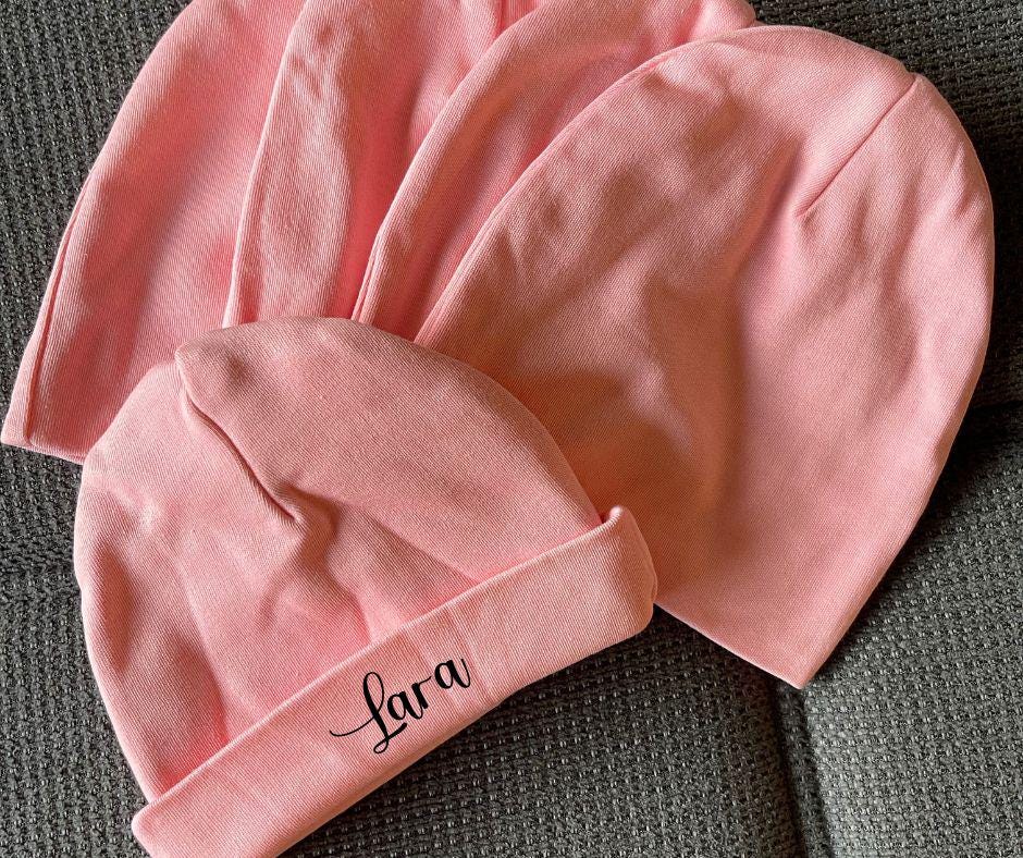 Personalisierte Babymütze Mit Namen - Hellblau/Rosa Weiche Neugeborenen-Mütze Als Geschenk von Etsy - KreativFaSzINAtion