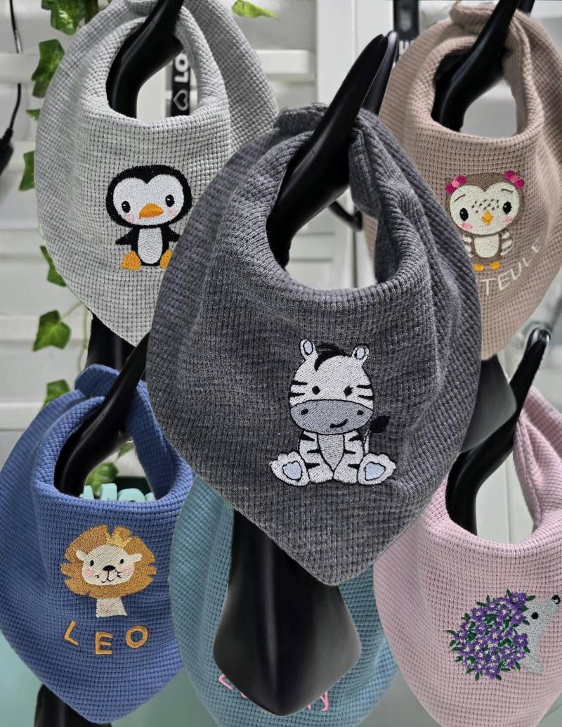 Babyhalstuch // Personalisiertes Halstuch Lätzchen Mit Motiv Und Name von Etsy - KreativNaehhaus