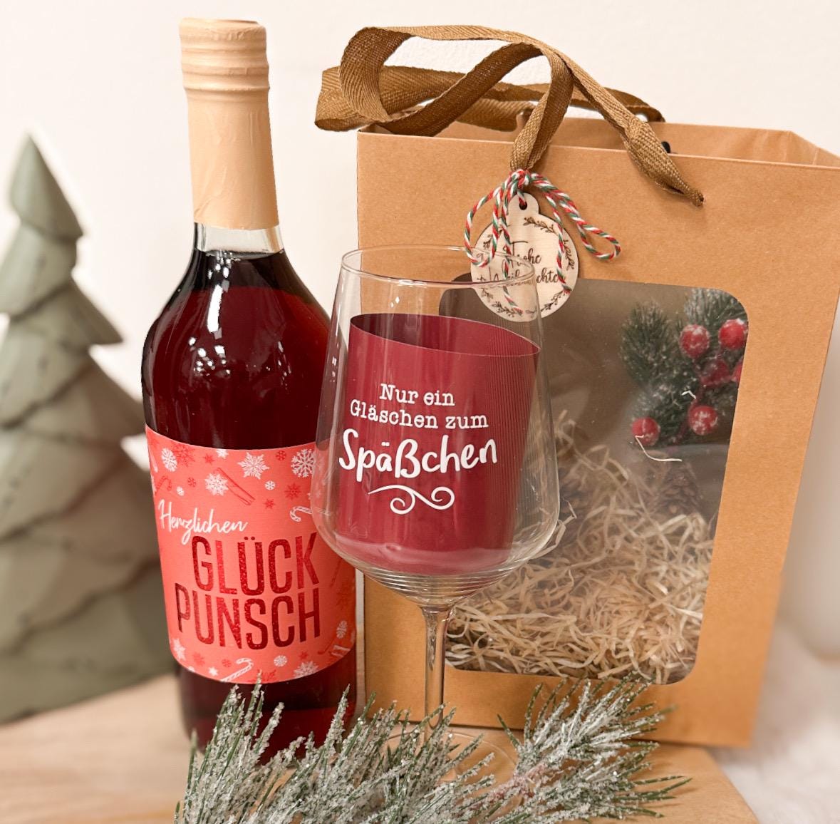 Geschenkset „Glückspunsch" Alkoholfrei Und Weinglas Mit Spruch, Weihnachtsgeschenk Idee, Geschenkbox, Trinkset, Weihnachtsgeschenk, Wichtel von Etsy - KreativZauberWerk