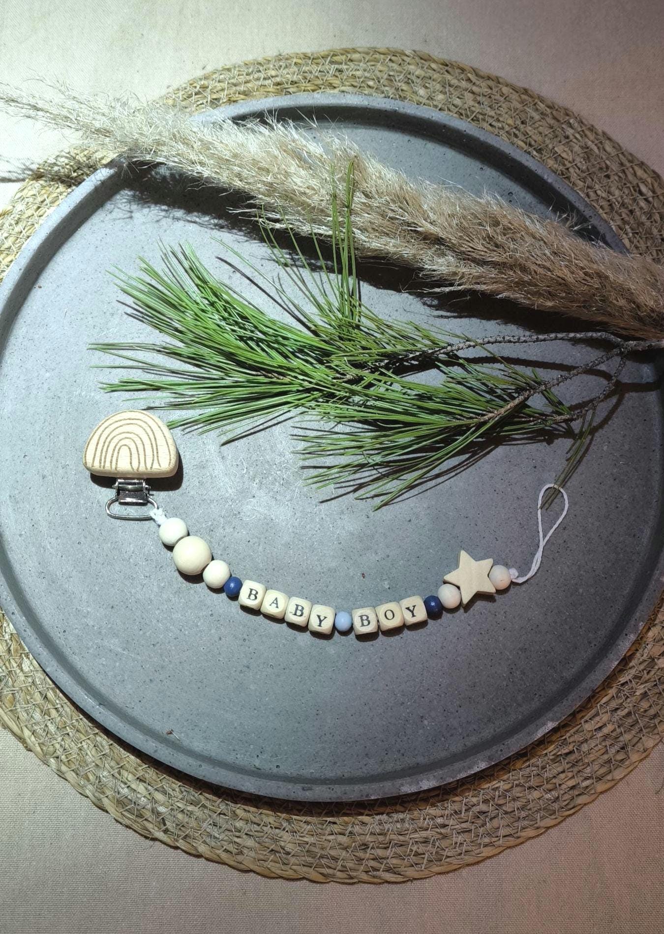 Schnullerkette "Babyboy" Personalisierbar Schnullerkette "Babyboy" Personalisierbar von Etsy - KreativesLiebes
