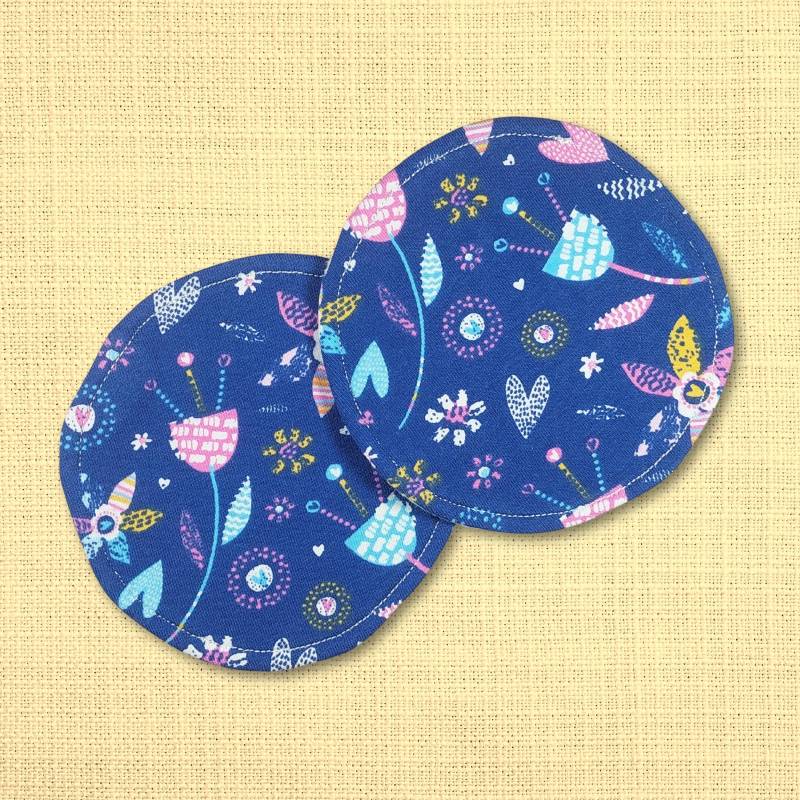 Waschbare - Wiederverwendbare Stilleinlagen Stillpads Aus Bio Öko Baumwolle "Blumen & Herzen" von Etsy - Kristallnadel