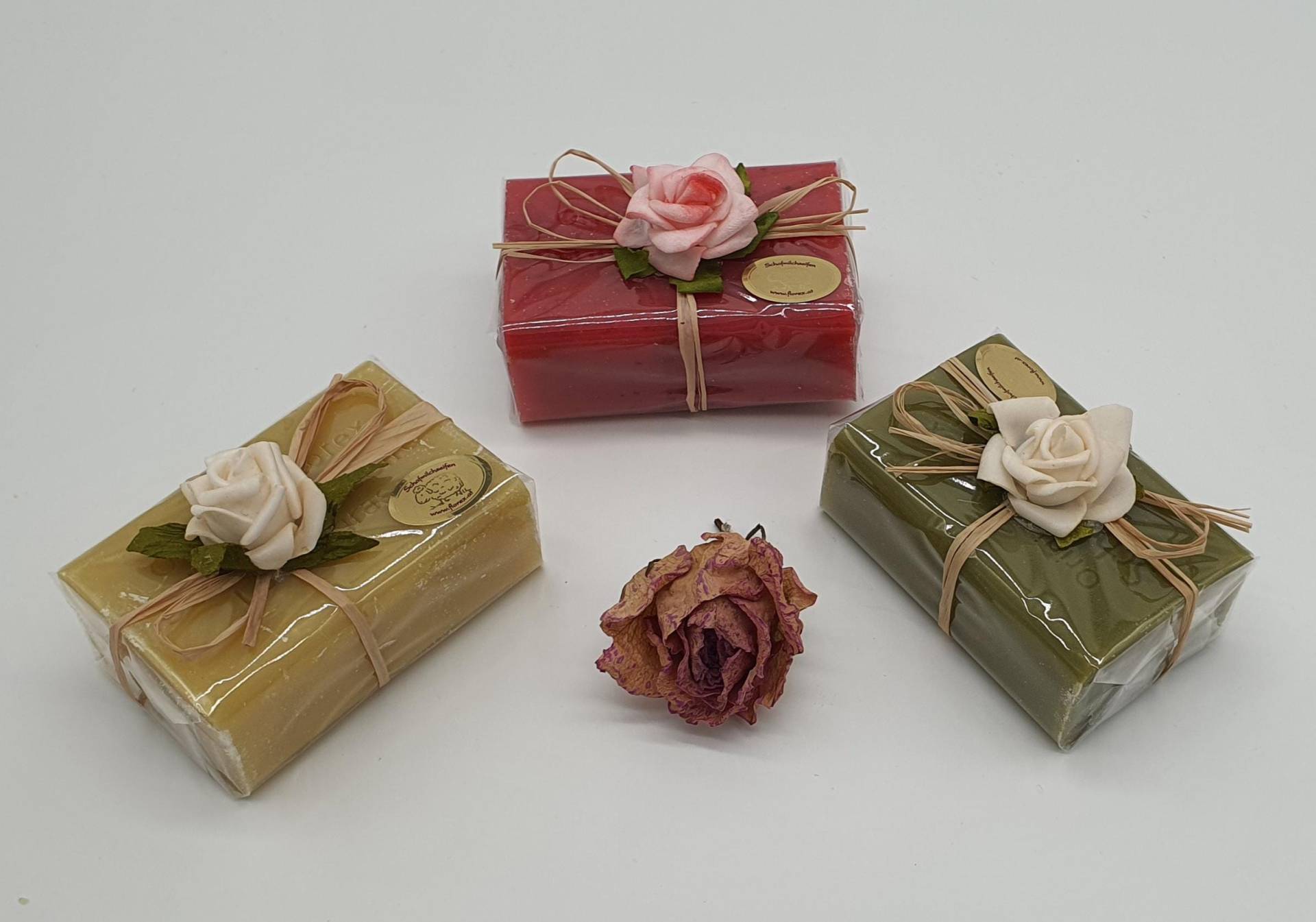 Schafmilchseife Rose, Lemonengras Und Olivenöl von Etsy - KronenherzDesign