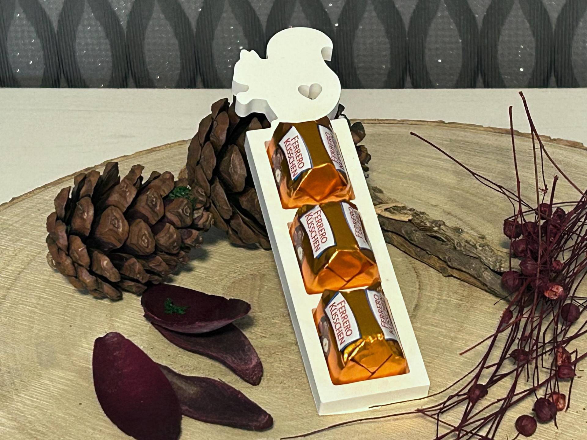 Raysin Geschenk Eichhörnchen Konfekt Praline Anhänger Geschenkanhänger von Etsy - KruemelsAtelier