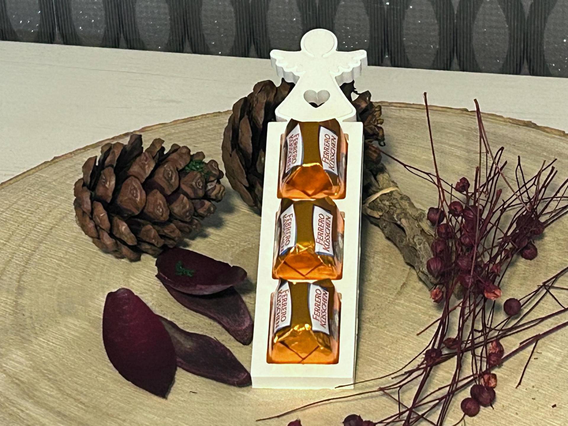 Raysin Geschenk Engel Schutzengel Konfekt Praline Anhänger Geschenkanhänger von Etsy - KruemelsAtelier