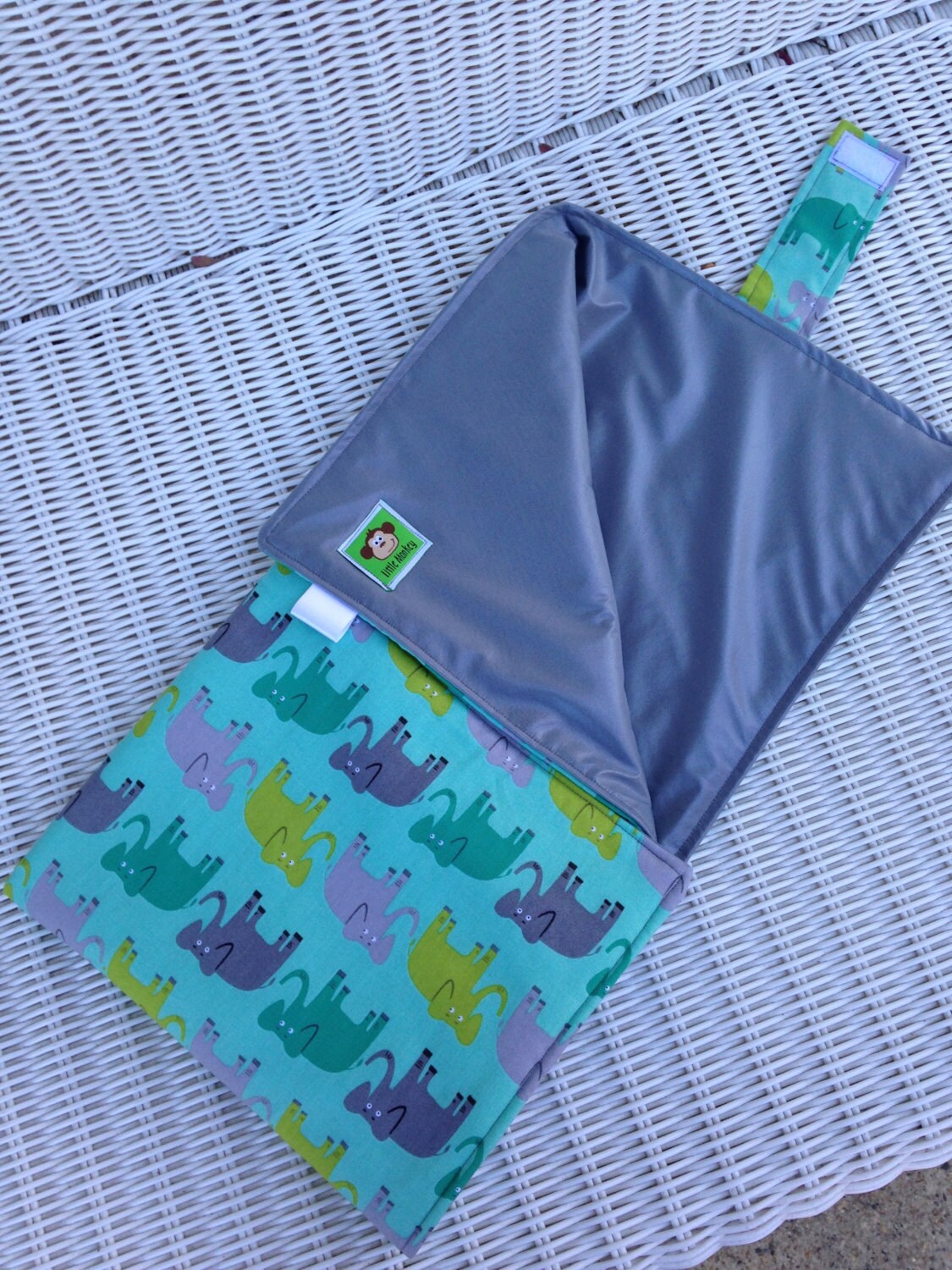 Custom Baby Wasserfest Wickelunterlage/Reise von Etsy - KthysKreations