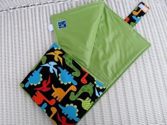 Custom Baby Wasserfest Wickelunterlage von Etsy - KthysKreations