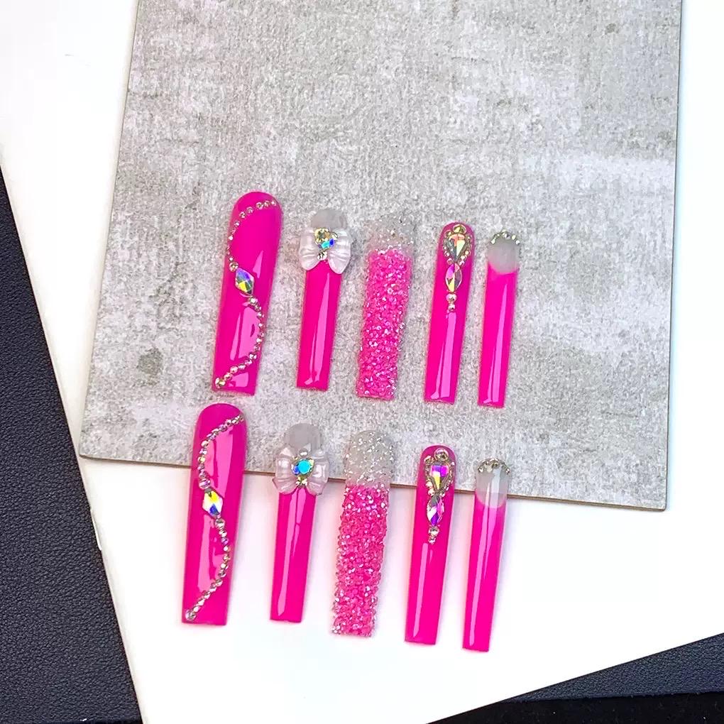 Handmade Press-On Nails - Neon Pink Design Extra Lange Square Form Glitzer & Strass Glamour Statement Nägel Handmade Press-On Nails - Neon Pink Design Extra Lange Square Form Glitzer & Strass Glamour Statement Nägel von Etsy - KugelzauberMystery