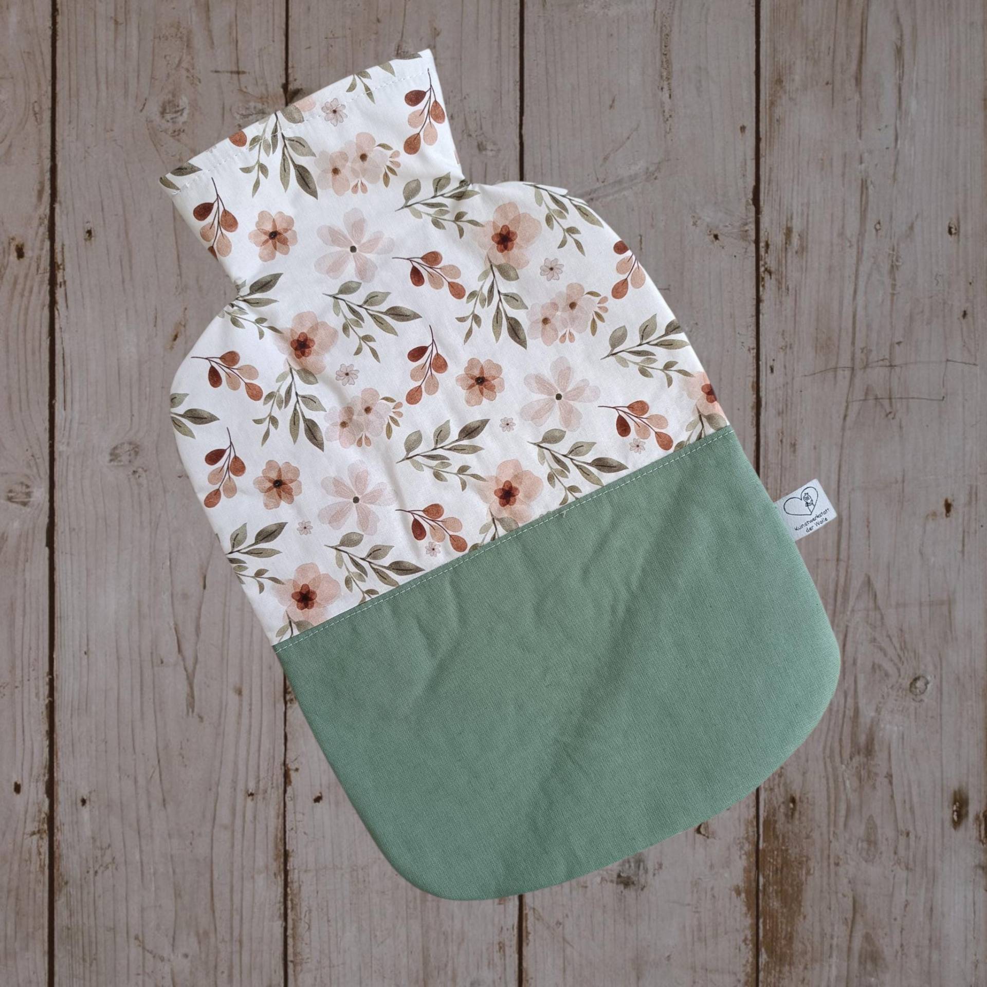 Wärmflasche Blumen Salbei Grün Wärmflaschenbezug von Etsy - KunstwerkstattWolle