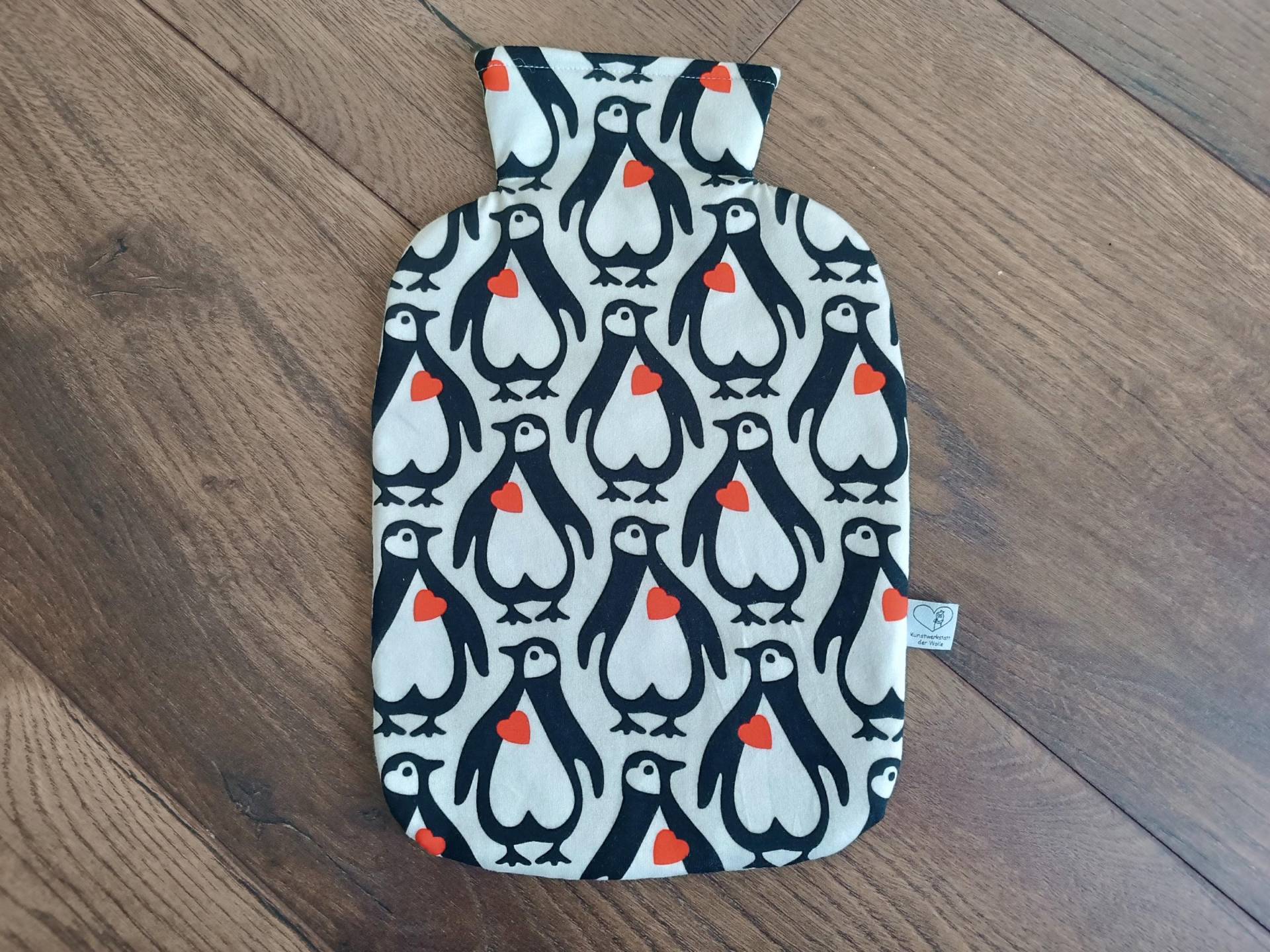 Wärmflasche Weiß Pinguine Herzen Wärmflaschenbezug von Etsy - KunstwerkstattWolle