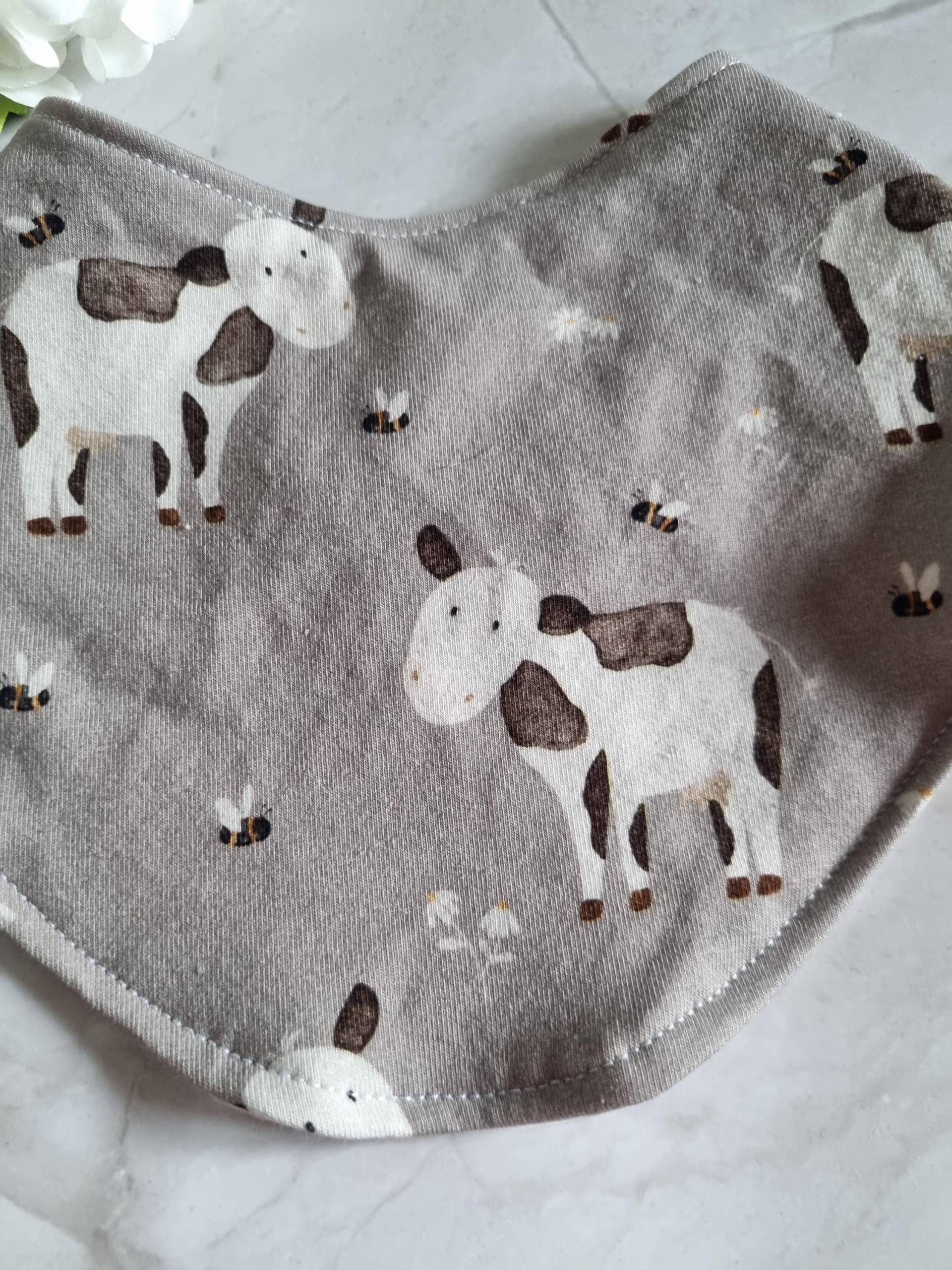 Organic Cotton Baby Scarf Jersey Bandana | Burp Cloth Soft & Washable Newborn Ideal Gift Babyshower Bib Organic Cotton Baby Scarf Jersey Bandana | Burp Cloth Soft & Washable Newborn Ideal Gift Babyshower Bib von Etsy - Kuschelschals