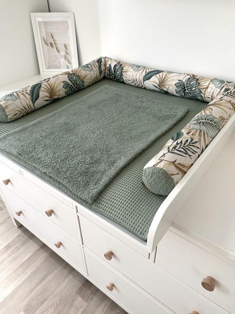 Wickelauflage Mit Wasserdichter Matratze Und Abnehmbaren Bezug Altmint/ Wickeltischumrandung Im Design Palm Leaves Wickelauflage Mit Wasserdichter Matratze Und Abnehmbaren Bezug Altmint/ Wickeltischumrandung Im Design Palm Leaves von Etsy - Kuschelwelten