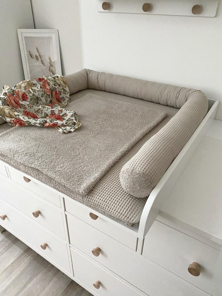 Wickelauflage Mit Wasserdichter Matratze Und Abnehmbaren Bezug Light Taupe von Etsy - Kuschelwelten