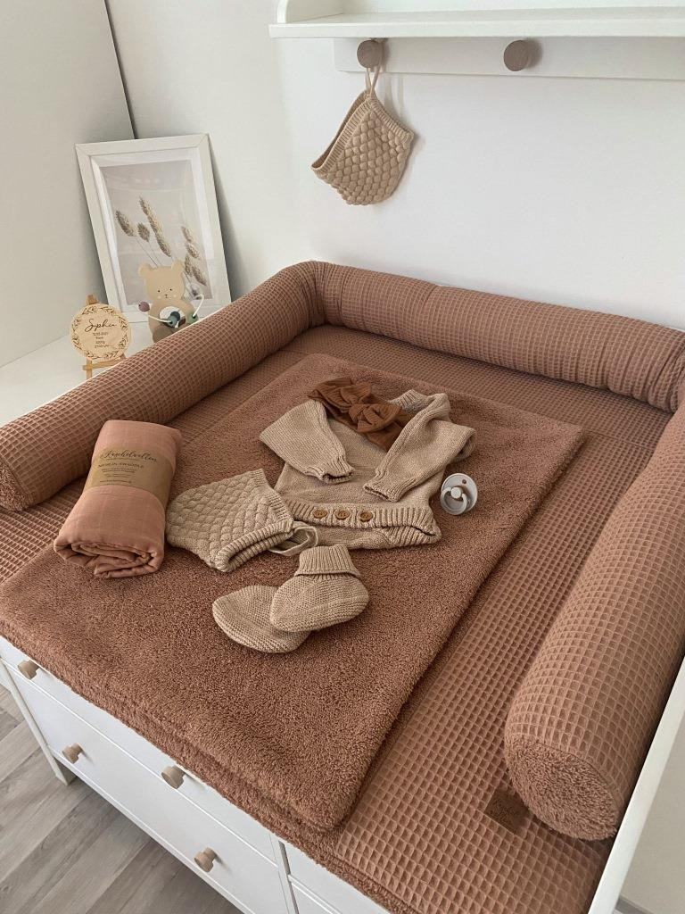 Wickelauflage Mit Wasserdichter Matratze Und Abnehmbaren Bezug Zimt von Etsy - Kuschelwelten