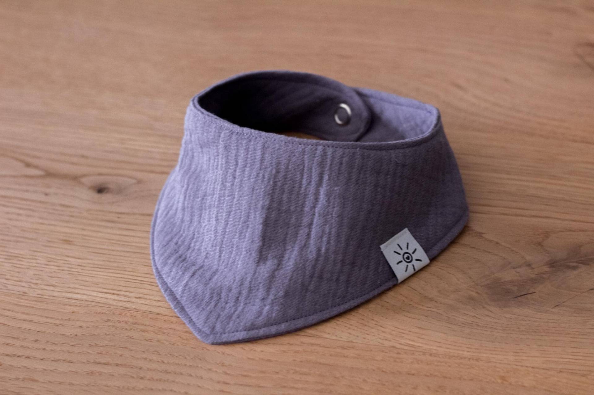 Babyhalstuch Personalisieren - Lila Musselin Babyhalstuch Personalisieren - Lila Musselin von Etsy - LAKAKIKO