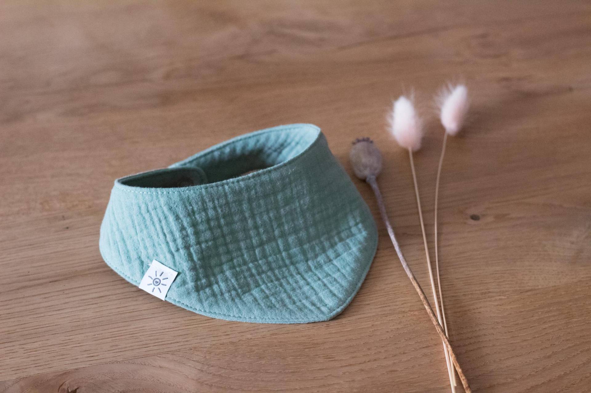 Geschenk Zur Geburt Babyhalstuch Aus Musselin - Salbei Geschenk Zur Geburt Babyhalstuch Aus Musselin - Salbei von Etsy - LAKAKIKO