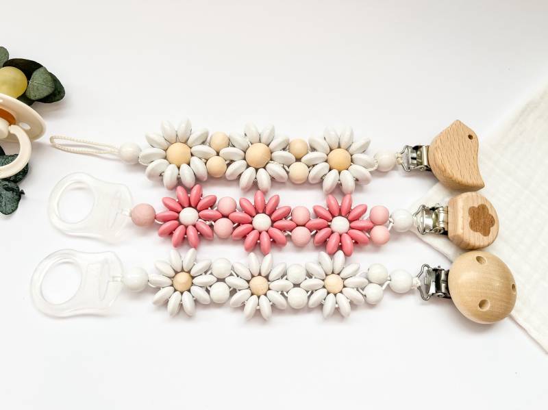 Schnullerkette Daisy - Geschenk Zur Geburt & Taufe Holz Babyaccessoire Handmade Boho Gänseblümchen von Etsy - LANALUNAde
