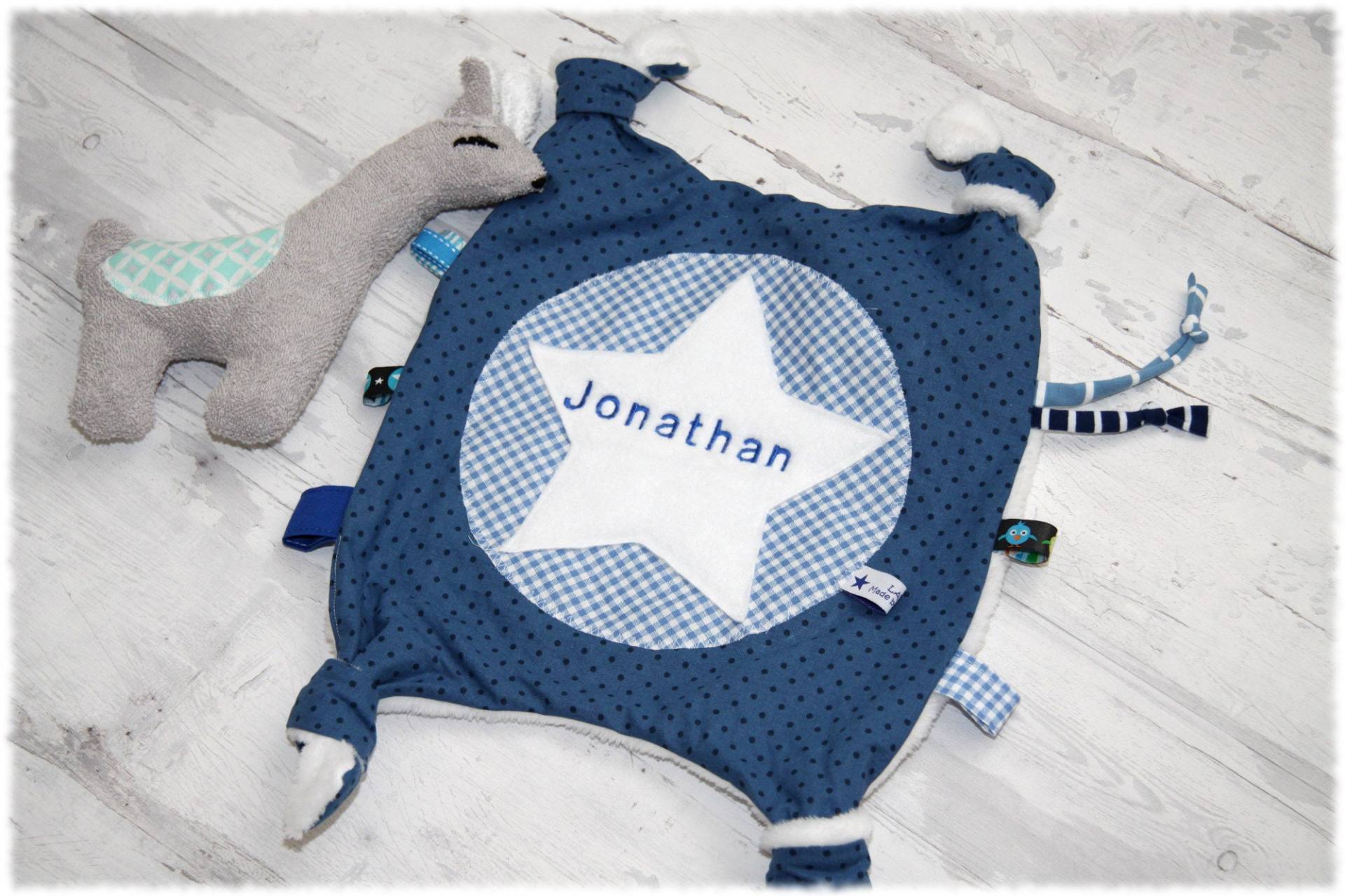 Schmusetuch Mit Namen Schnuffeltuch Personalisiert Knistertuch Geschenk Zur Geburt Namensstern Laviosar Schmusetuch Mit Namen Schnuffeltuch Personalisiert Knistertuch Geschenk Zur Geburt Namensstern Laviosar von Etsy - LAVIOSAR