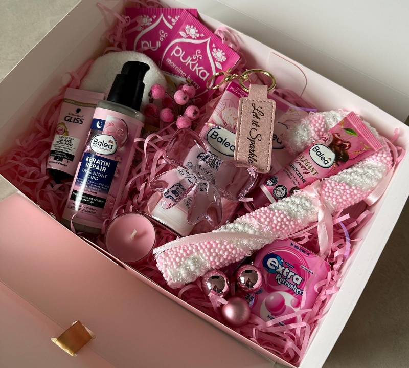 Pinke Xmas Geschenkbox, Weihnachtsbox, Weihnachtsgeschenk Freundin, Weihnachtsbox Pink, Geschenk Frau, Für Sie Pinke Xmas Geschenkbox, Weihnachtsbox, Weihnachtsgeschenk Freundin, Weihnachtsbox Pink, Geschenk Frau, Für Sie von Etsy - LEMARIDESIGN