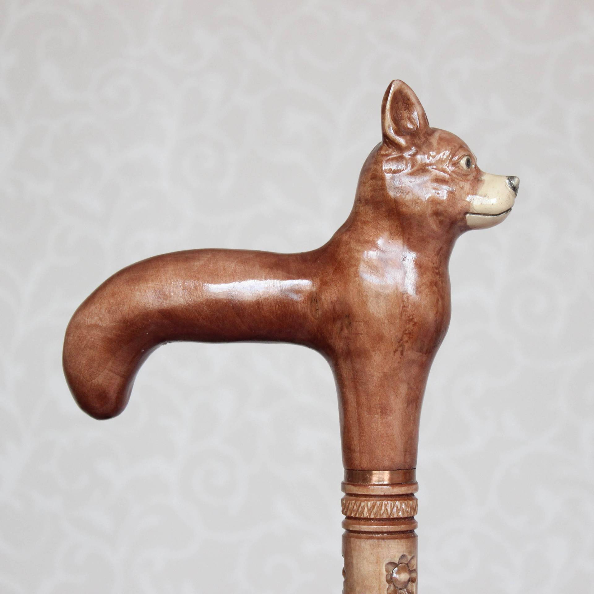 Braunhund Zu Fuß Stock Hand Geschnitzt Griff Und Schaft Wanderstock Mit Hund Holz Walking Stöcke Hundwalking von Etsy - LEMWoodDesign