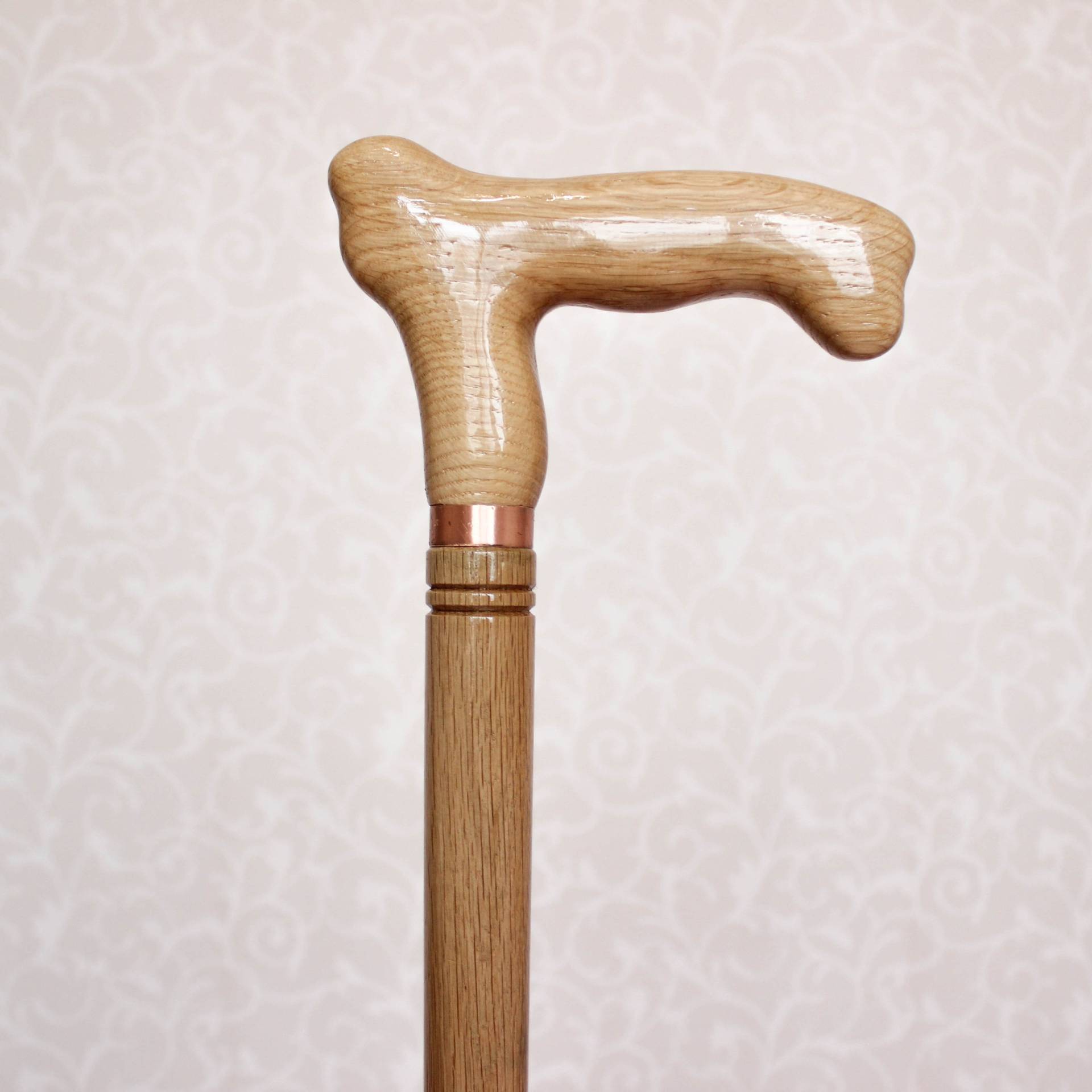 Gehstock Aus Holz Eiche Stabiler Und Starker Mit Einem Kupferring Ist Für Den Täglichen Gebrauch Geeignet Wanderstock Handgemachte Gehstöcke von Etsy - LEMWoodDesign