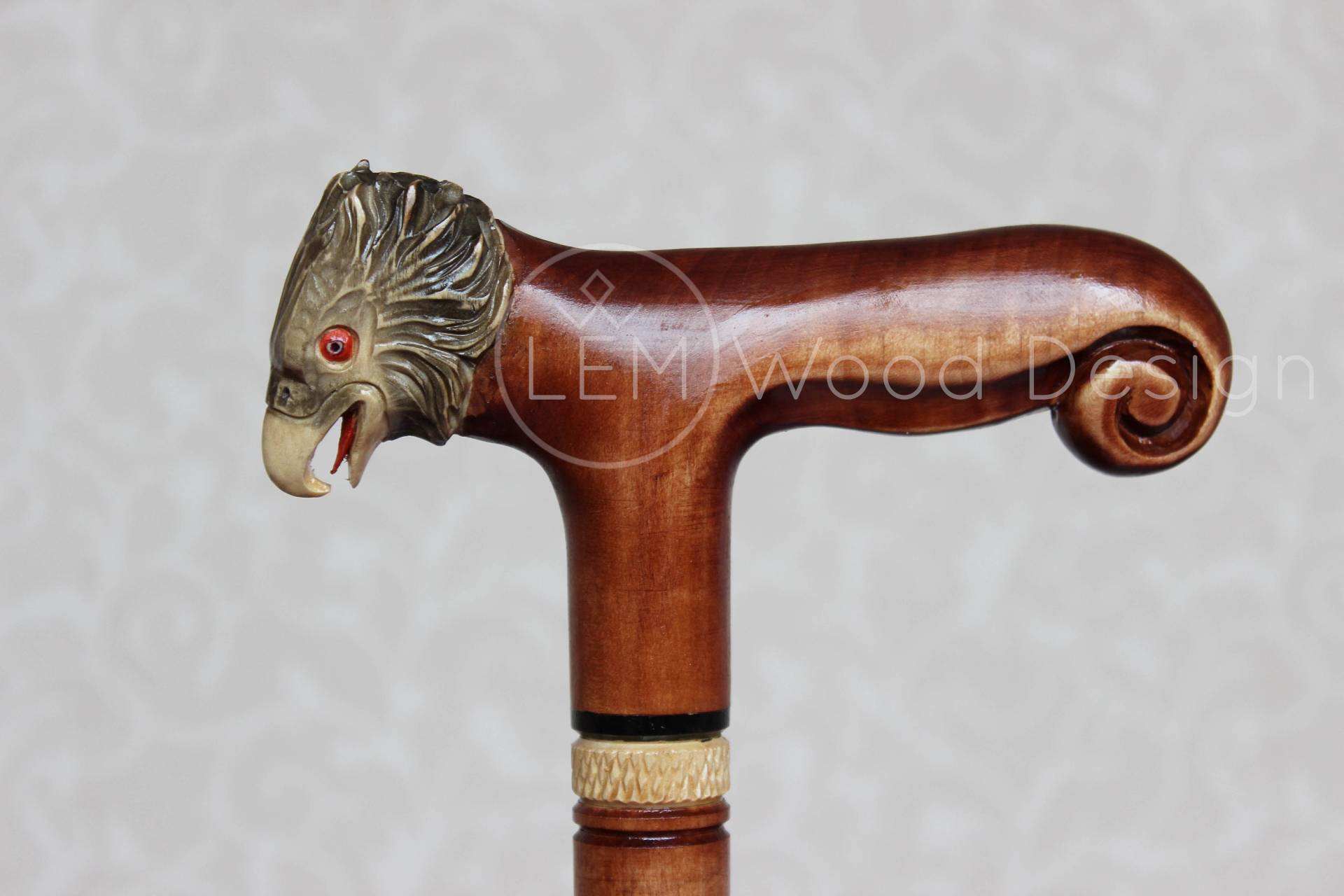 Geschnitzter Griff Adler Frauen Holzstock Holzhandwerk Gehstöcke Gehstock Stock Geschnitzt Aus Holz Geschnitzter Griff Adler Frauen Holzstock Holzhandwerk Gehstöcke Gehstock Stock Geschnitzt Aus Holz von Etsy - LEMWoodDesign