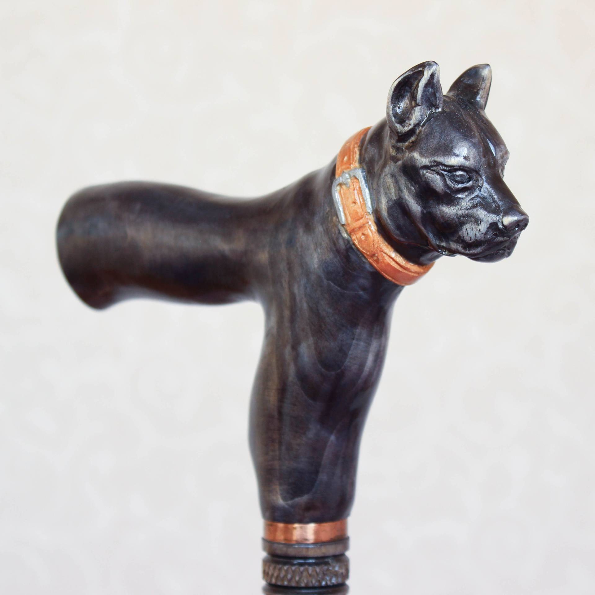 Schwarzer Pitbull Spazierstock Hand Geschnitzter Griff Wanderstock Hunde Holzstöcke Holzstock Gehstock Geschenk Mit Hunden Und Gehstöcken von Etsy - LEMWoodDesign