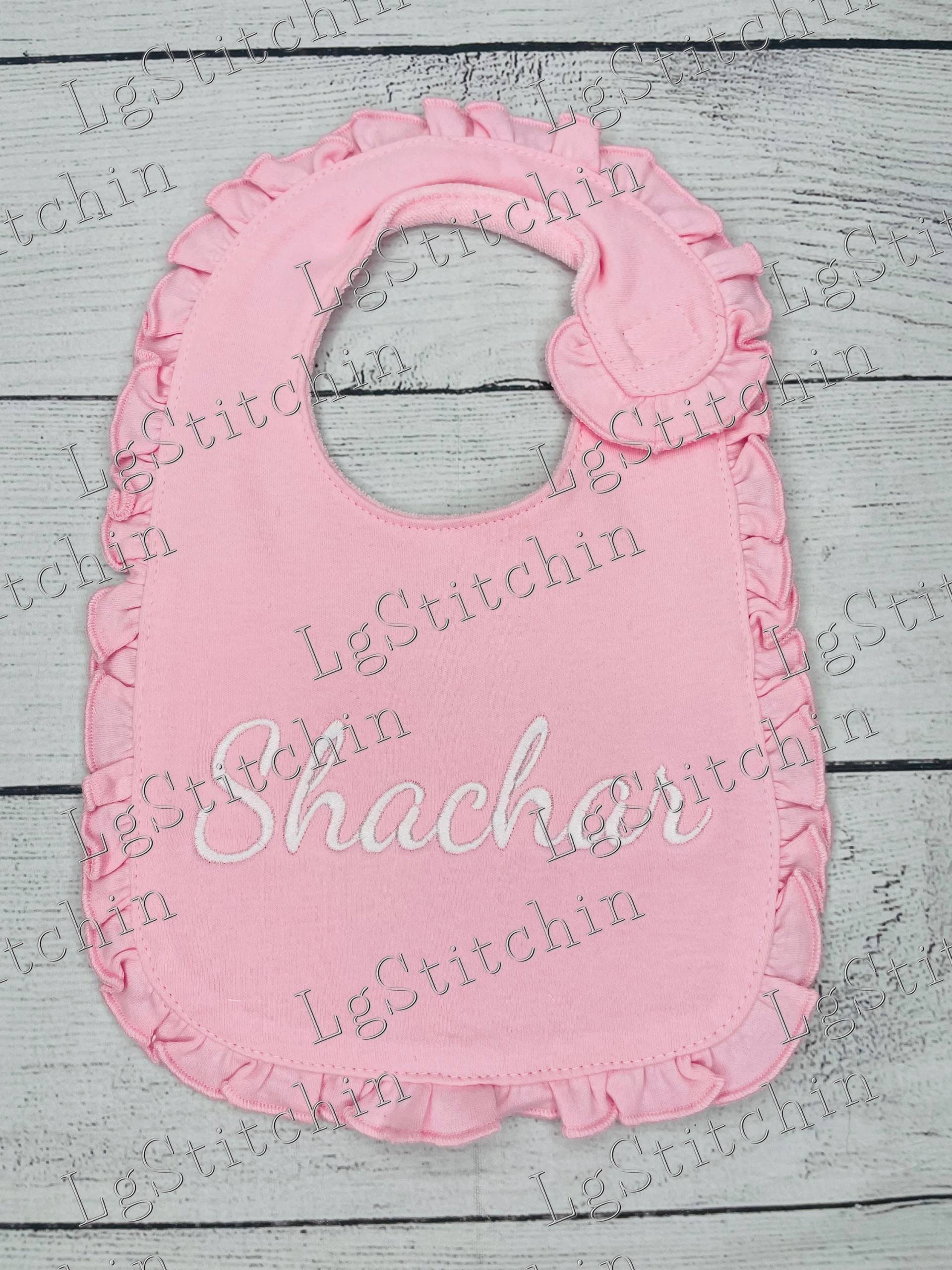 Rüschen Baby Lätzchen Initial Monogramm Benutzerdefinierte Süßes Girly Rosa Baumwollgeschenk Baby-Dusche-Geschenk Einfaches Rüschen Baby Lätzchen Initial Monogramm Benutzerdefinierte Süßes Girly Rosa Baumwollgeschenk Baby-Dusche-Geschenk Einfaches von Etsy - LGStitchin