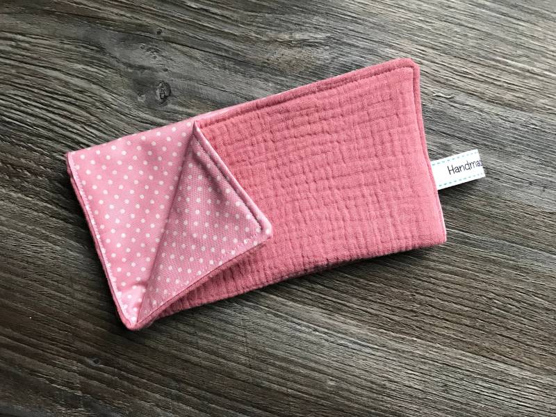 Rosa Spucktuch Schulter Dribbeltuch Lätzchen Aus 100% Weicher Musselin Baumwolle von Etsy - LISAsKNITWEAR